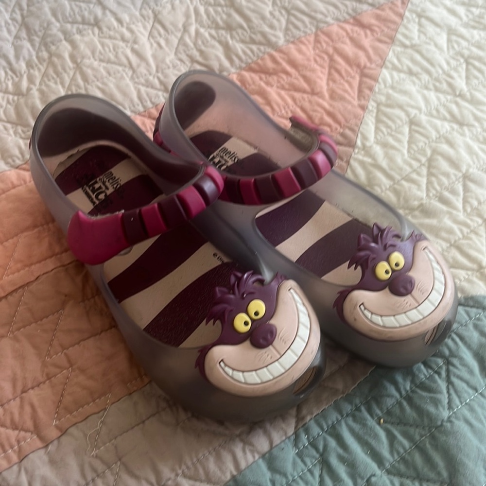 Mini melissa Alice in wonderland shoes